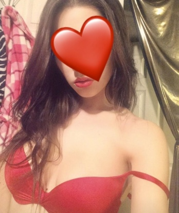 Живу в Москве и знаю все ее отличные места для нашей встречи. 💋
У меня ты найдешь полный набор услуг, которые позволят тебе расслабиться и насладиться моментом. Со мной ты можешь исполнить свои самые сокровенные фантазии, я всегда открыта для экспериментов. 🔥
Мои возможности безграничны - от классического секса до умелого эротического массажа. Я знаю, как доставить истинное удовольствие и уточнить все твои скрытые желания. 💦
У меня есть прекрасные отзывы от моих довольных клиентов, которые подтверждают мое профессиональное мастерство. Смотри фото - я обещаю, ты не останешься равнодушным. 💕
Не откладывай на завтра именно сегодня доверься моим нежным рукам и стань героем своей самой сокровенной фантазии. Жду тебя в Москве, чтобы наша встреча стала незабываемой! 👠+🔞 Инга